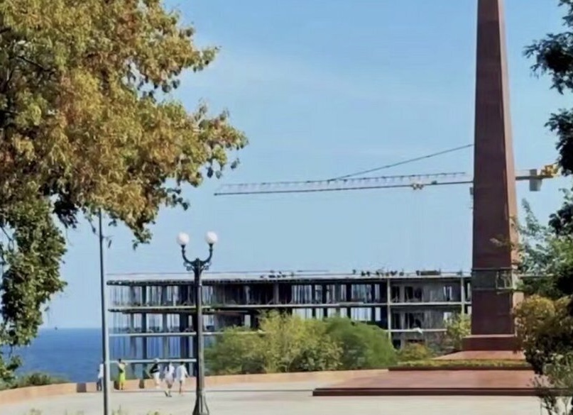 Нахалстрой от шестёрок Терника Шкрябая и Авдеева